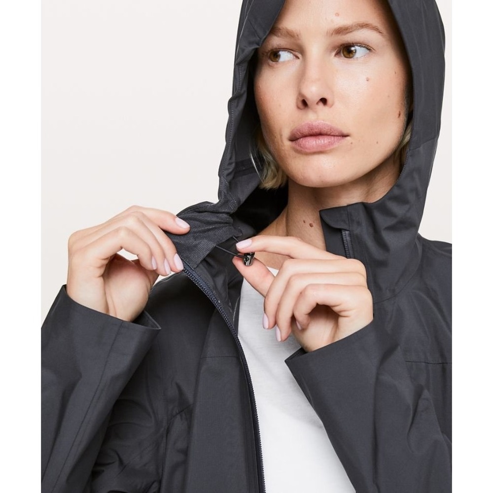 Lululemon EUC Rain Rules Jacket Black Waterproof Hooded Parka Coat Womens Size 8 - Picture 4 of 8